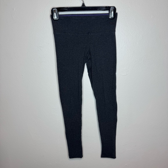 Aritzia TNA Heathered Gray Leggings - Picture 2 of 8